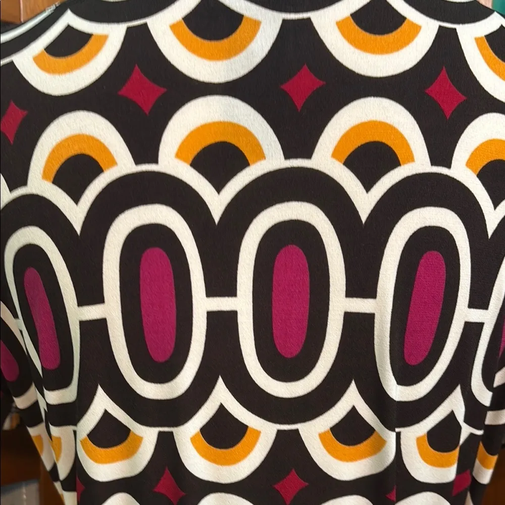 Burgundy and colors wrap around Midi Dress with Cap Sleeves Black Size 12 - Image 8