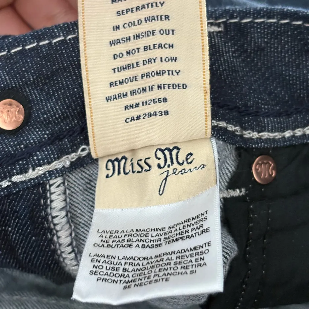Miss me buckle embroidered Y2K 2000s 90s bootcut blue jeans size 29x3.5 long - Image 9