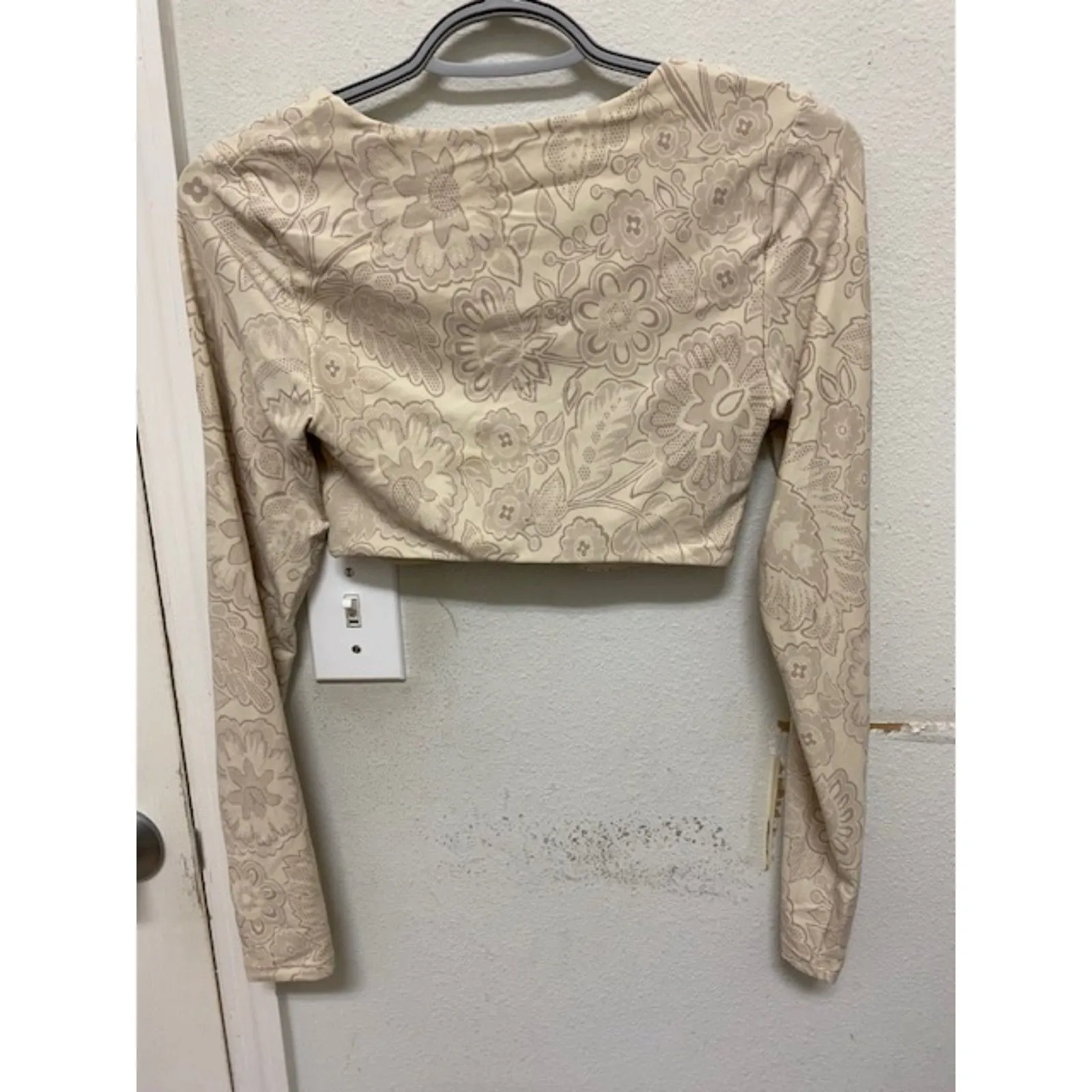 Offline by Aerie cropped athletic shirt S - Image 3