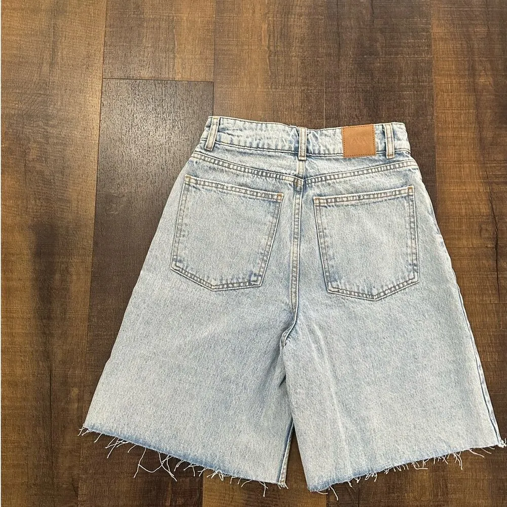 NWT Zara Denim Light wash Shorts Size 4 - Image 5