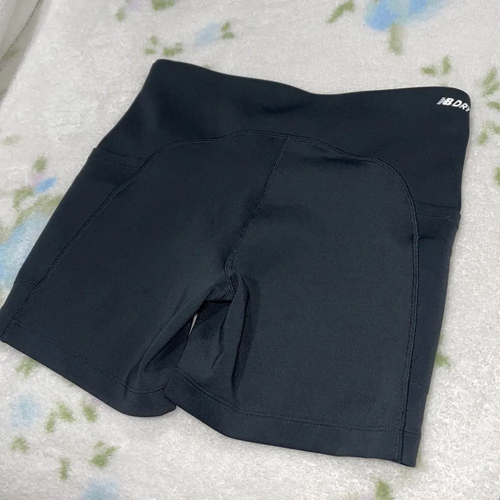 New Balance Set Short and Top - Image 4