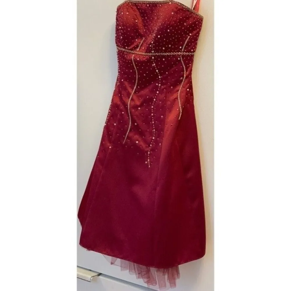 Morgan & Co. Cherry Maroon Strapless Dress - Image 4