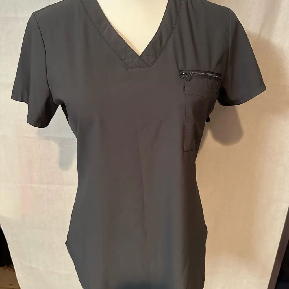 Med Couture Gray and Black Scrub Tops Size XS - Image 2