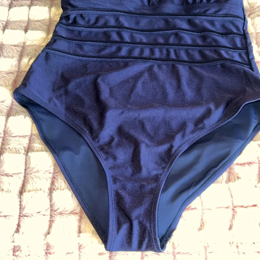 Catherine Malandrino Blue One Piece Swimsuit with Criss-Cross Straps - Image 5