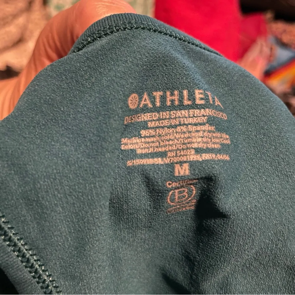 Athleta Womens Tank Top Teal Racerback Ruched Size Medium - Image 9