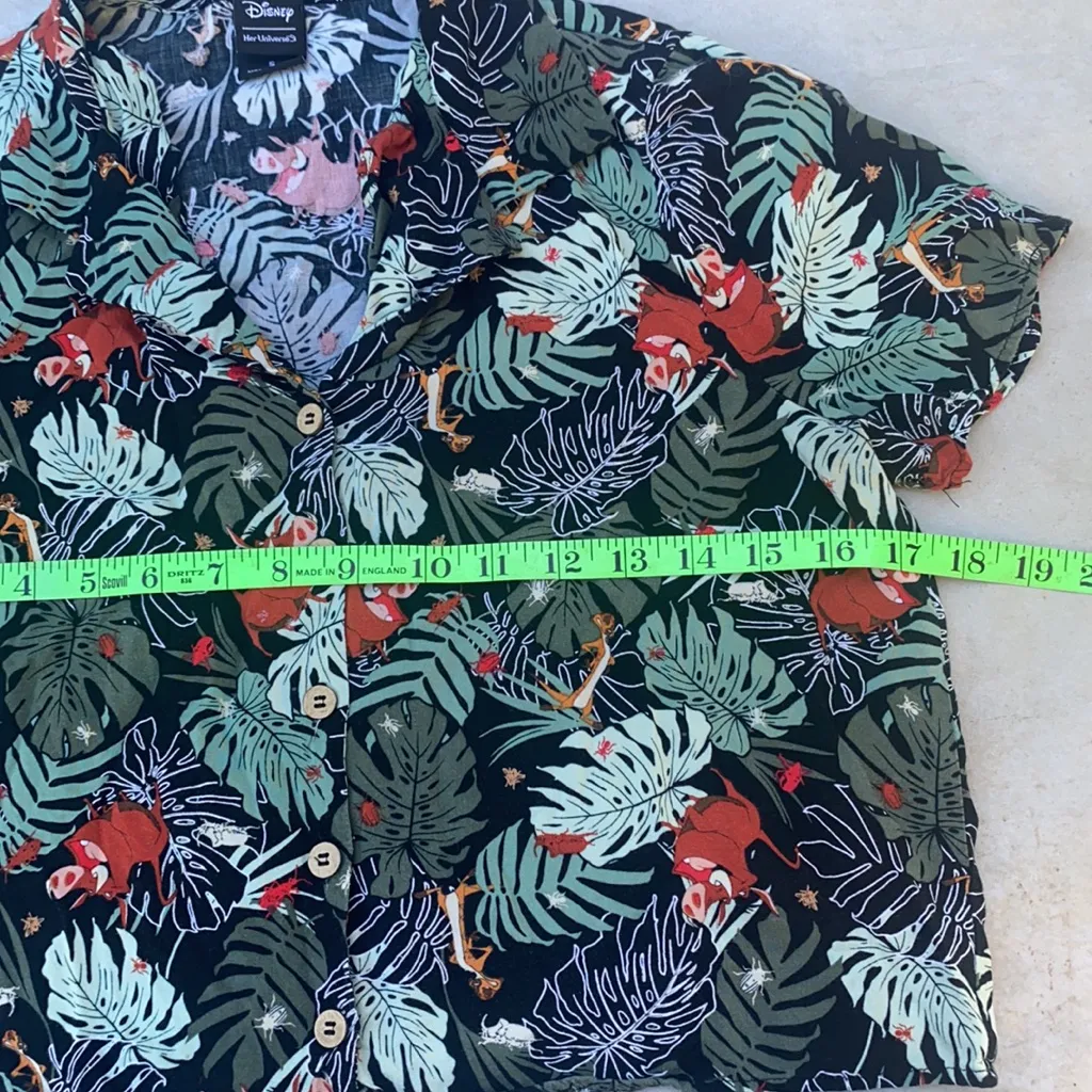 Universe Disney The Lion King Timon & Pumbaa Jungle Woven Button-Up - Image 7