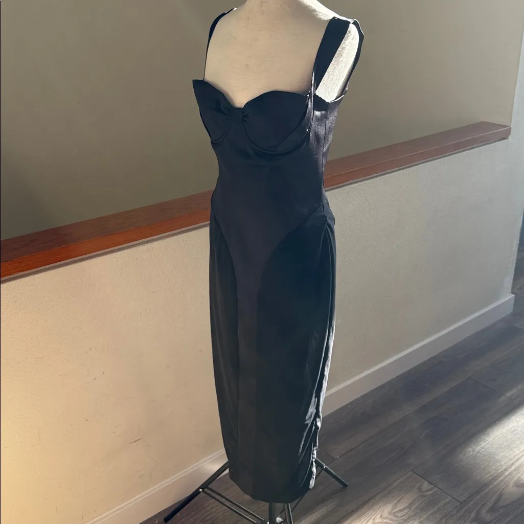 House of CB black mid length Dress size medium - Image 5