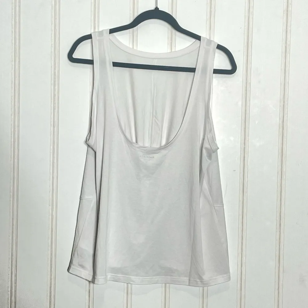 Athleta Essence Knot Front Tank 036 - Image 7