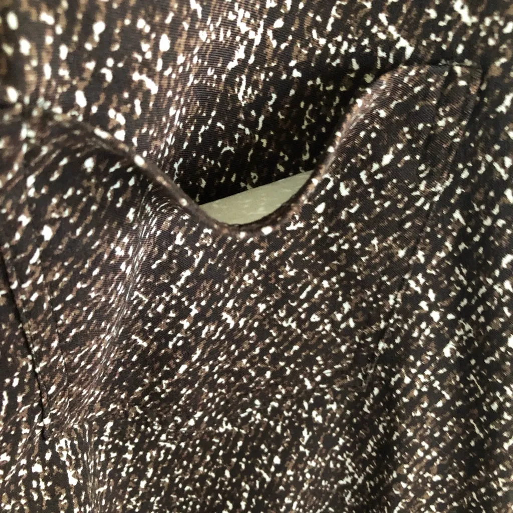 Van Heusen  Womens Cropped Stretch Pants Size 8 Back Pockets - Image 6