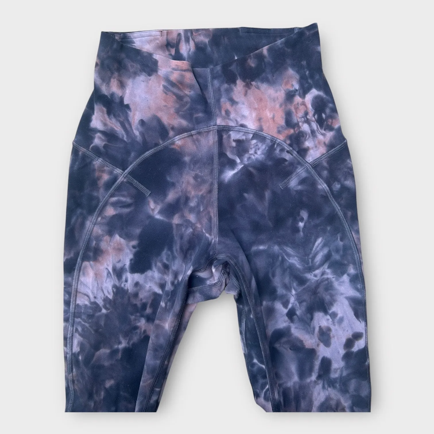 Lululemon Unlimit High-Rise 25" Leggings Keyhole Diamond Dye Graphite Grey 4 - Image 4