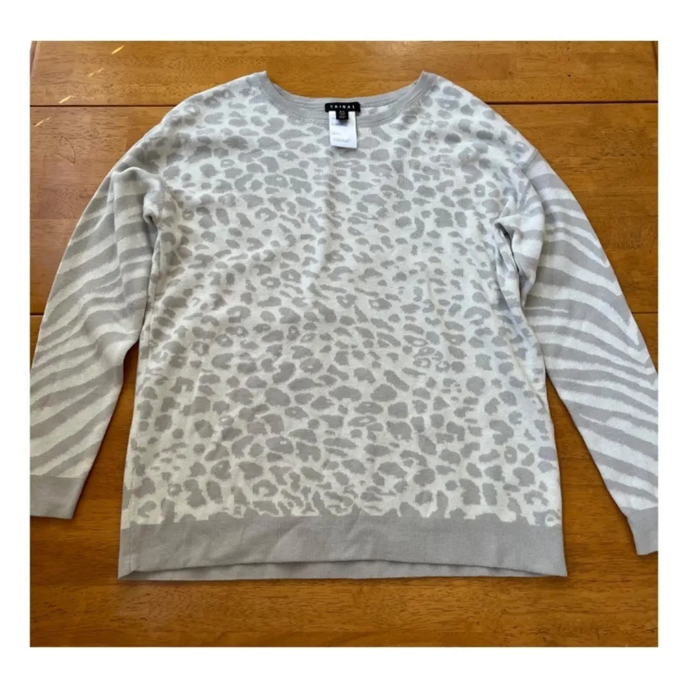 Tribal Cotton Pullover Sweater Light Gray Ivory Top Sweatshirt‎ New, Size S - Image 9
