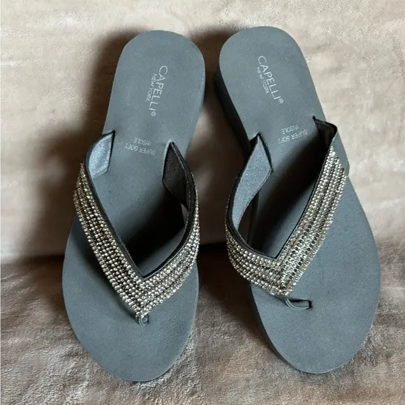Capelli of New York Gray Sandals with bling gems Embellishments women’s 10 - Image 2