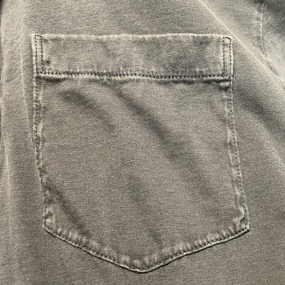 Vineyard Vines- 100% Pima Cotton Classic Black Polo Shirt w/Pocket- Size Small - Image 6