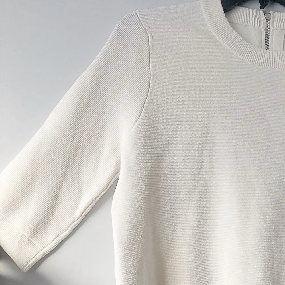 Olivaceous  Ivory Stretch Knit  Crop Top Size Large - Image 3