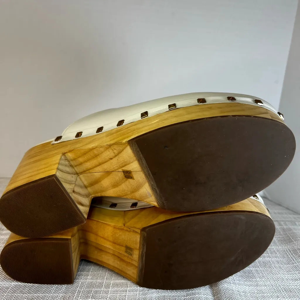 Steve Madden Brooklyn Leather Clog Mules Cream Studded Wood Heel Sz 8 - Image 6