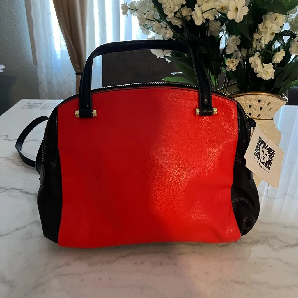Anne klein Stylish Red and‎ Black Handbag - Image 4