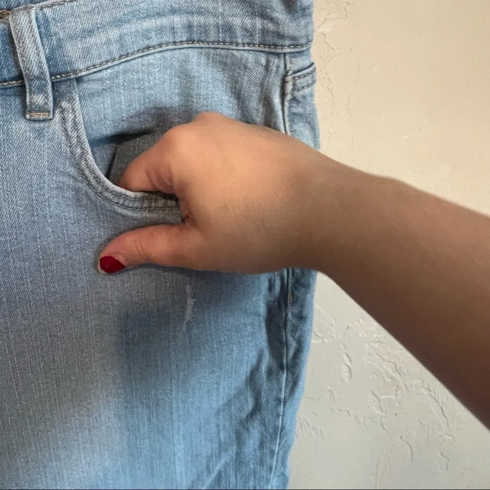 Studio‎ By D & Co Plus Size Distressed Crop Denim Jeans Blue - Image 9