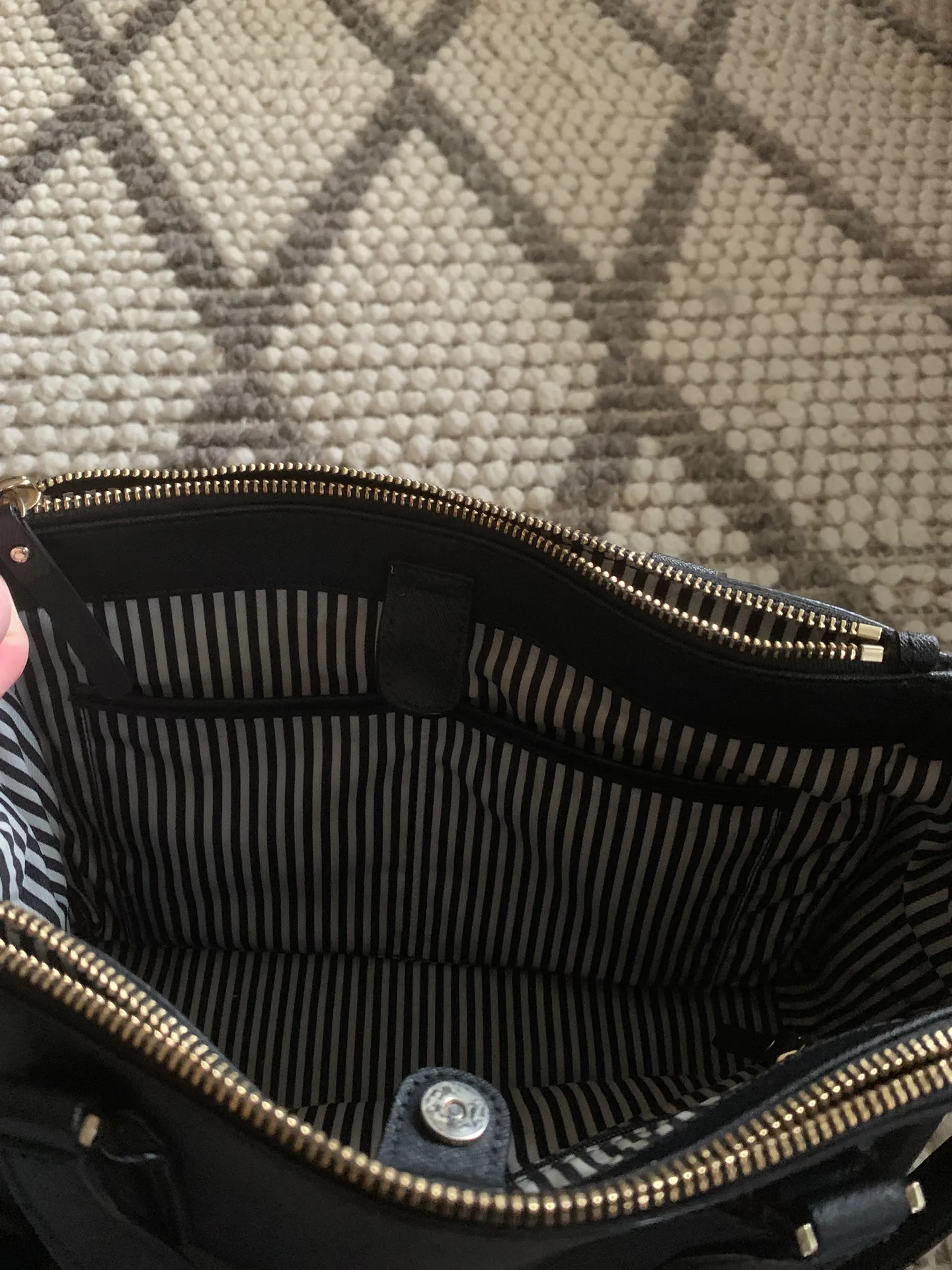 Kate Spade Crossbody Purse - Image 6