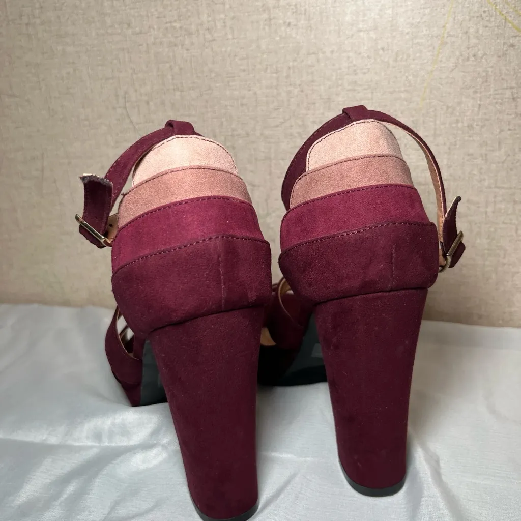 REPORT Elegant Purple Suede Heels with Ankle Strap Size 9 - Image 3