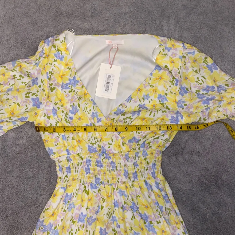 Gianni Bini Fit & Flare Floral Dress size small - Image 3