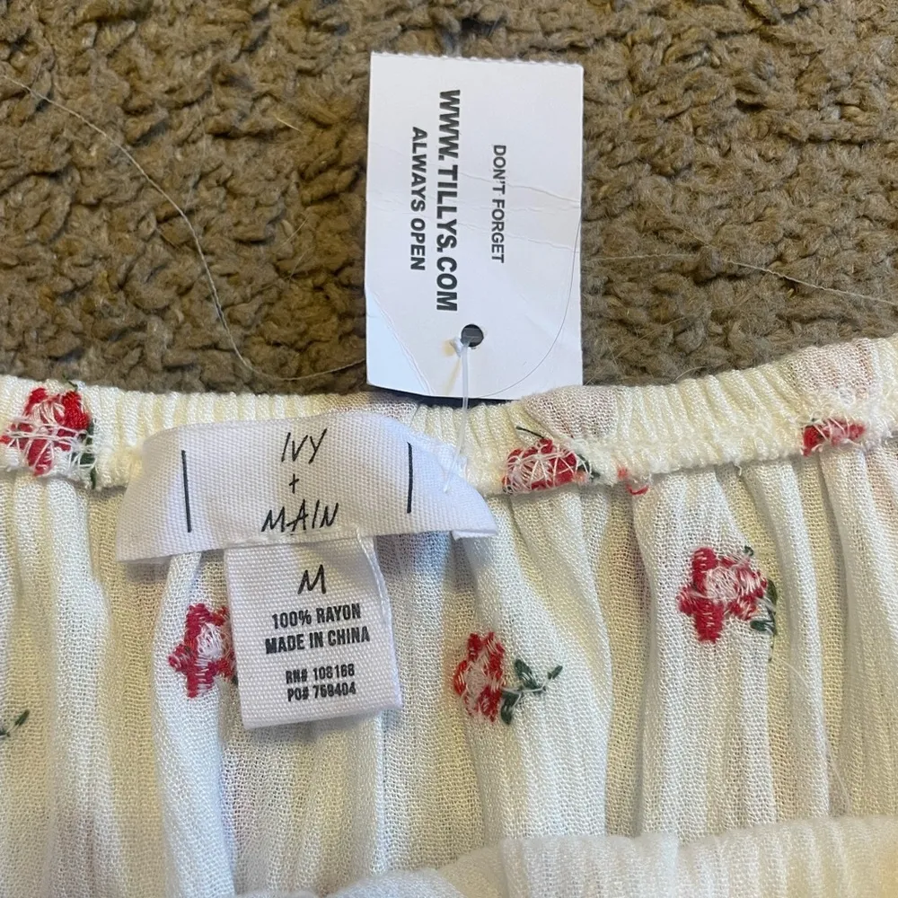 NWT Tilly’s Off-The-Shoulder Floral Embroidered Cropped Tube Top with Ruffle - Image 8