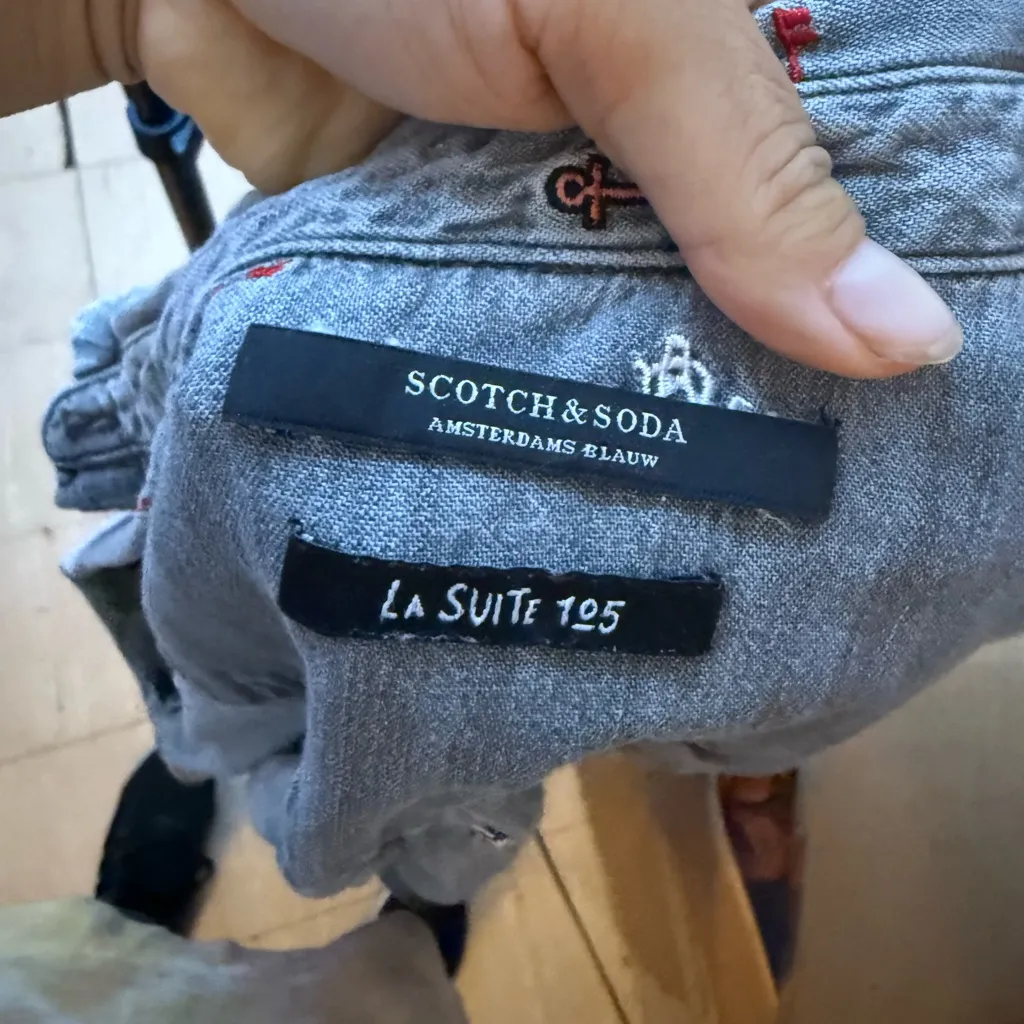 Scotch & Soda La Suite 105 All Over Embroidered Button Down Gray Denim Shirt - Image 5