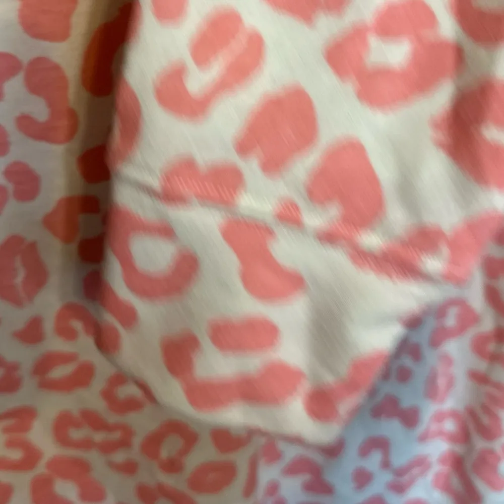 Grayson Threads Pink Lips pajama set size small - Image 5