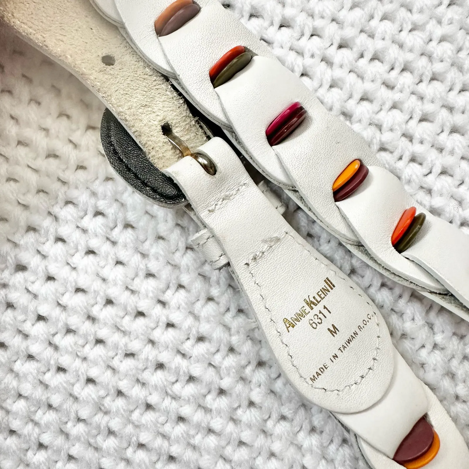 Anne Klein II White Leather Button Trim Vintage 80s 90s Braided Belt Medium 6311 - Image 4