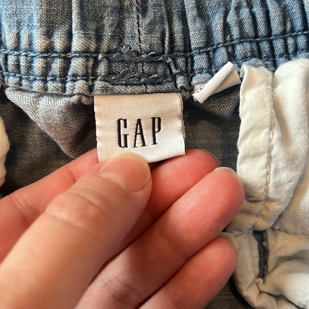 GAP Chambray Elastic Waist Shorts - Image 3