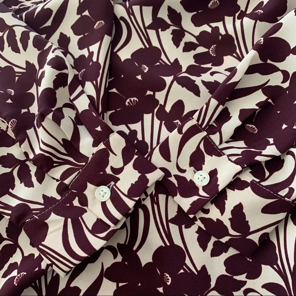 Ann Taylor Long Sleeve V-Neck Floral Print Blouse - Image 6