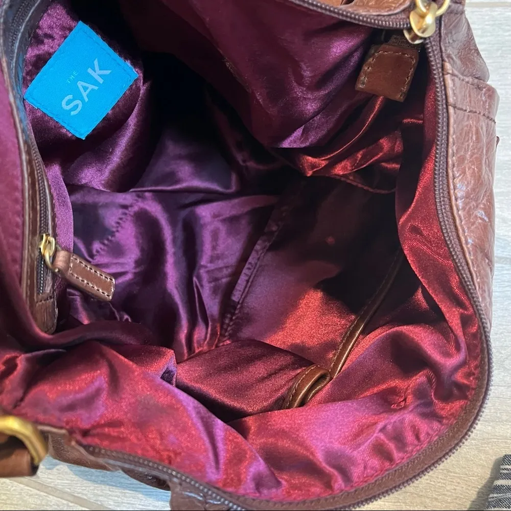 The Sak Leather Hobo Shoulder Bag - Image 13