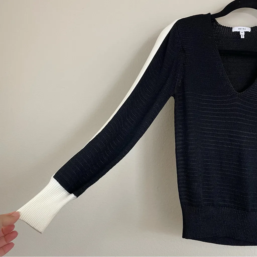 REISS Taylor V Neck Knit Top Size XS - Image 6