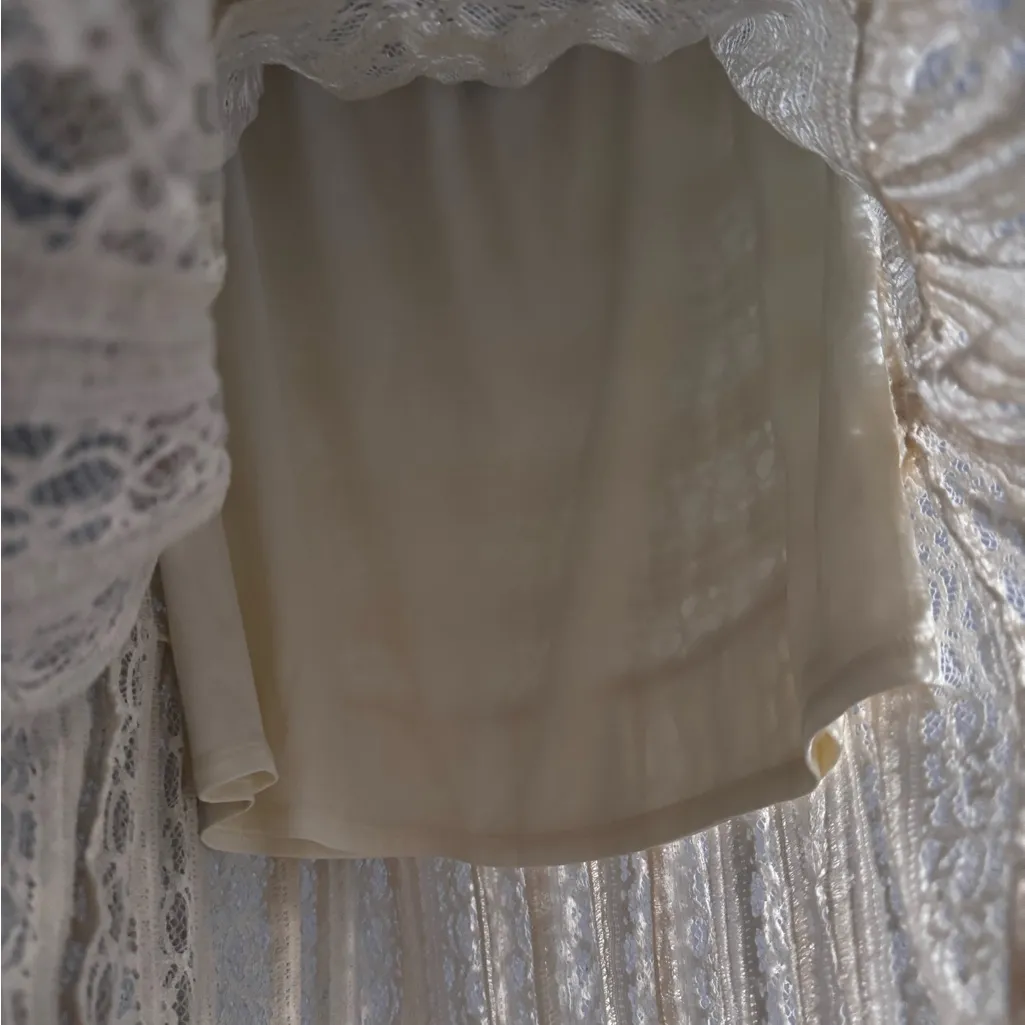 Xhiliration Crochet Midi Skirt M Cream - Image 3