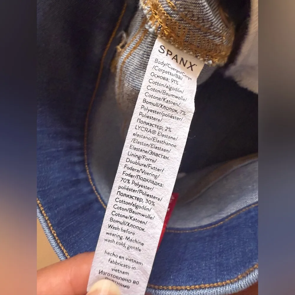 Spanx  Flare Jeans Midnight Shade M Regular pull on blue jeans - Image 13