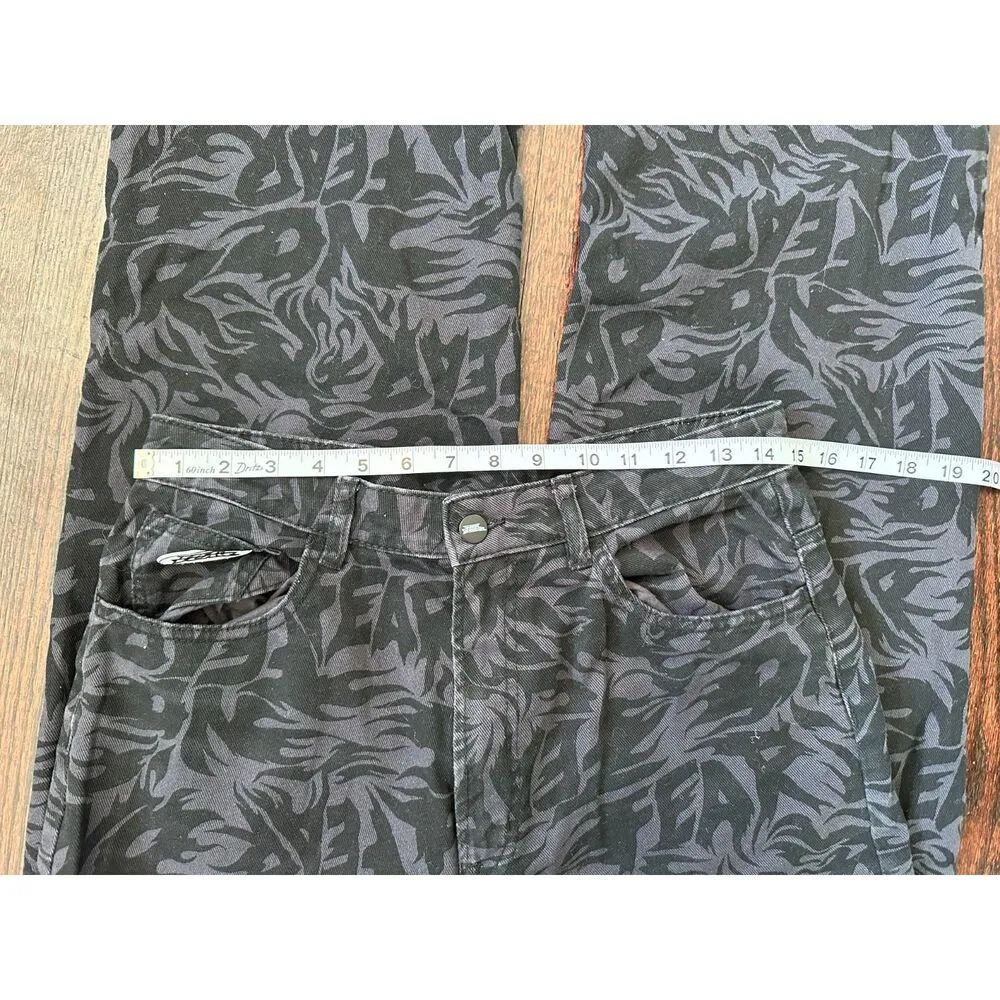 H&M X No Fear~ High Rise Relaxed Y2k 90s Graphic Print Cotton Jeans Size 8 - Image 8