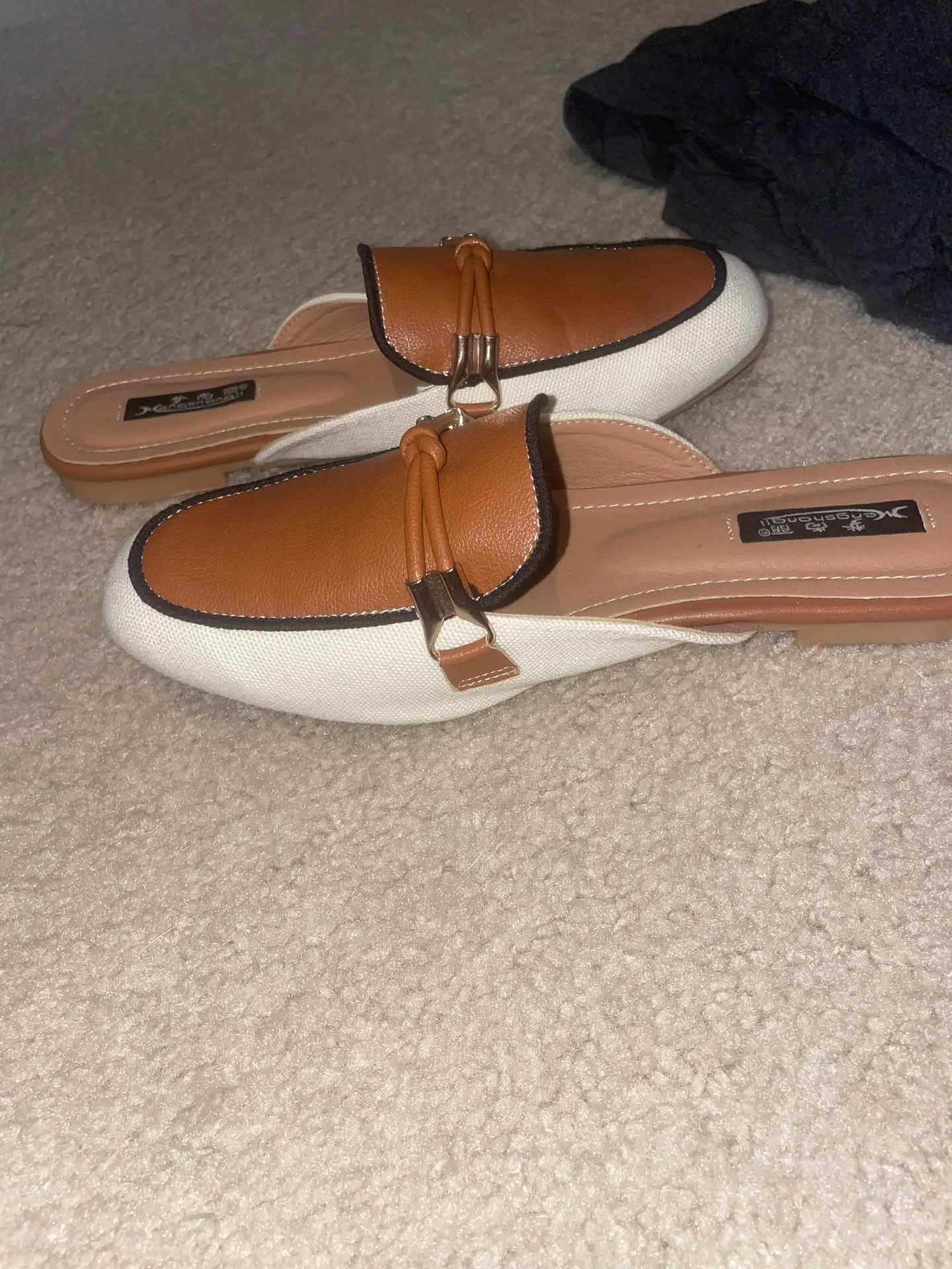 Mule Flats - Image 4