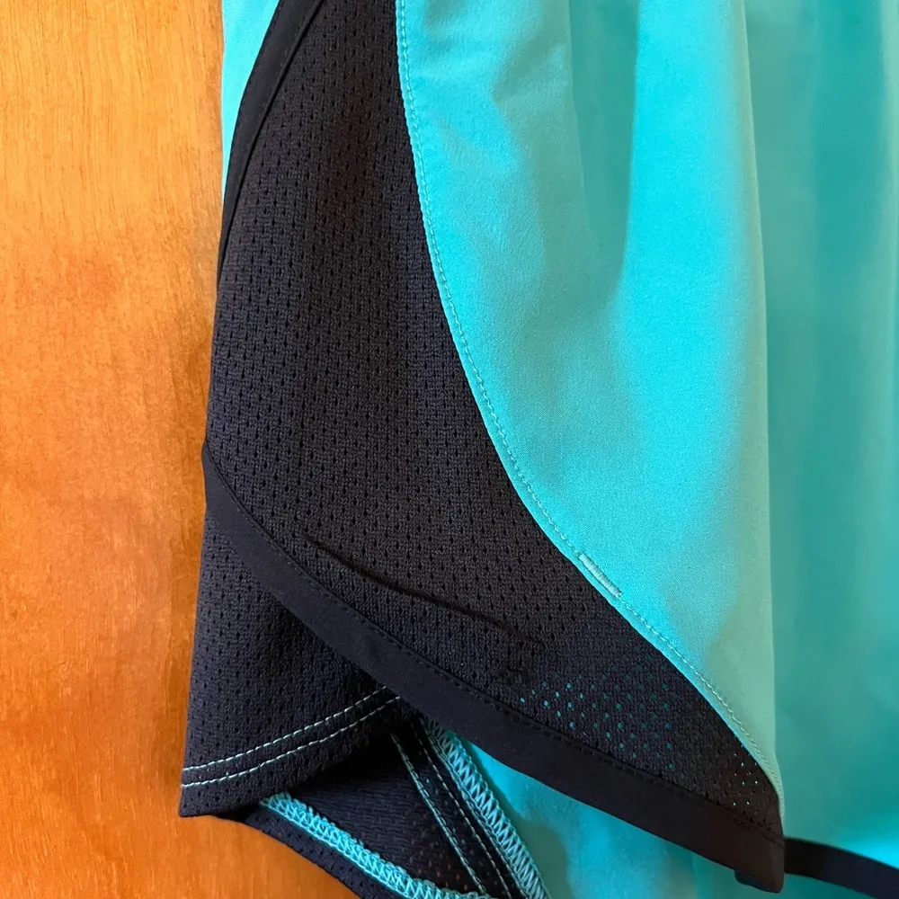 Shorts Teal Blue With Black Trim Loose Women's NWT Size 2X - Image 3