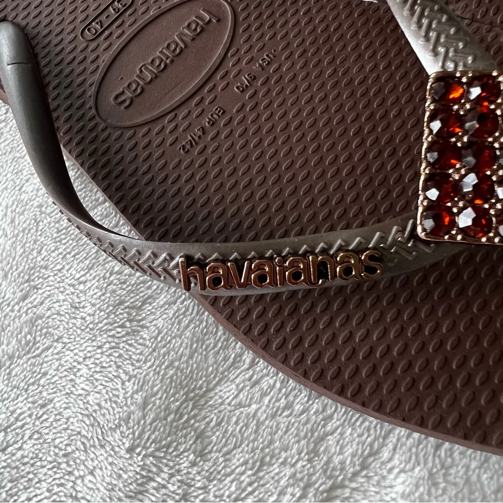 NWOT Havaianas Slim Crystal Square Elegance Flip Flops Sandals in Dark Brown - Image 4