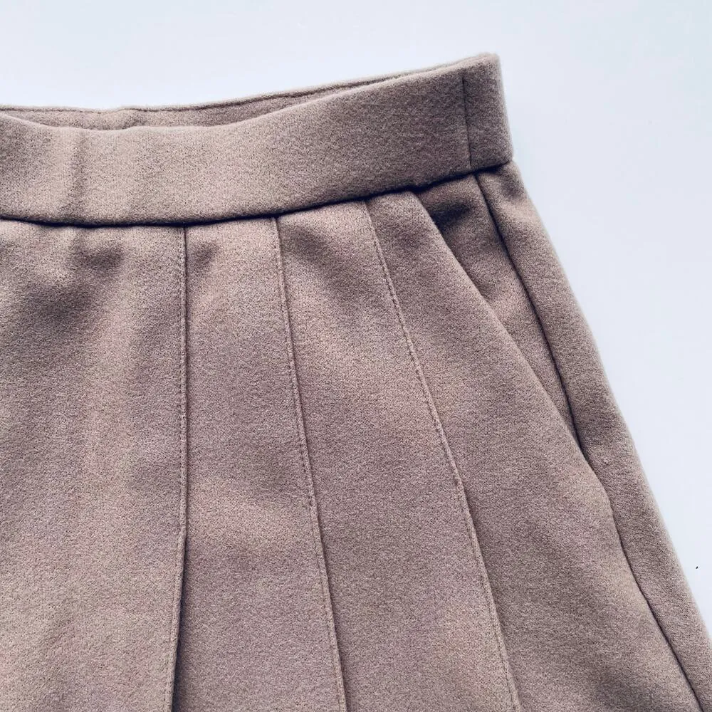 OGL Mini Skort CashSoft Pleated Pull On Size Small NEW Tan - Image 2