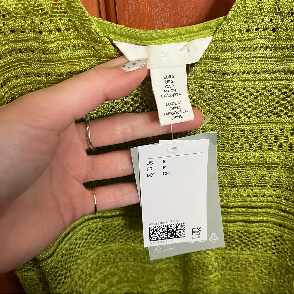 Vibrant Green Knit Midi Dress - Image 5