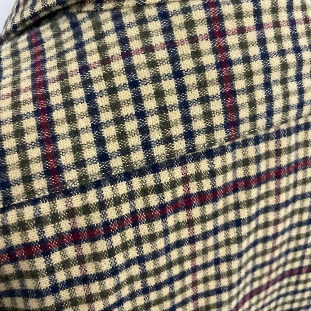Vintage LL Bean Shacket Flannel Shirt Mid Weight Pocket Plaid Tan Red Green Blue - Image 5