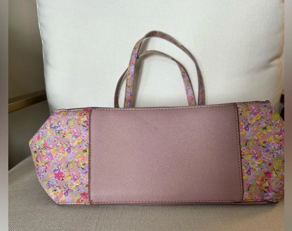 Betsey Johnson Large Swag Chain Tote - Image 16