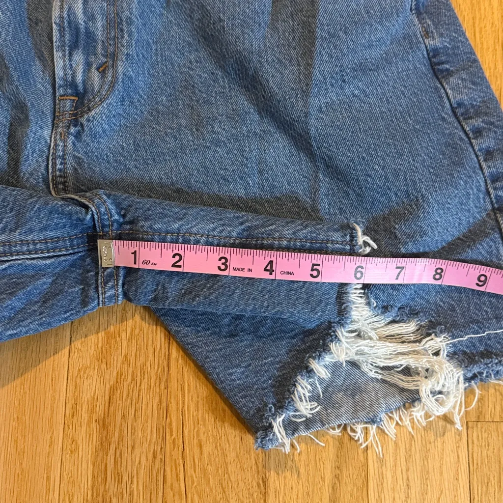 Abercrombie & Fitch Curve Love The Loose Short High Rise Sz 4/27 - Image 5