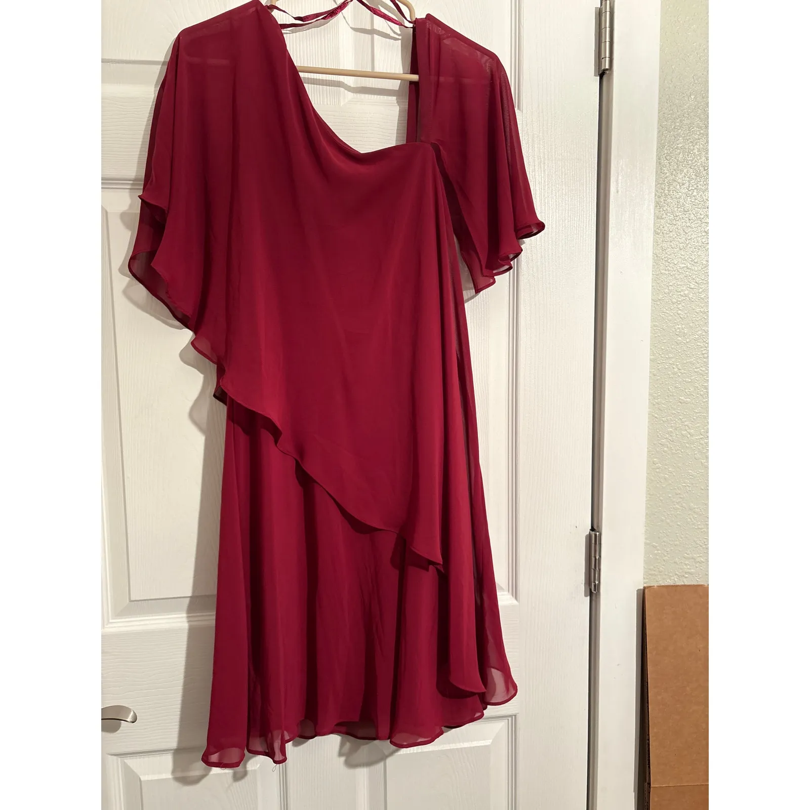 SLNY SL Fashions Georgette Cranberry Red Cocktail Capelet Tiered Dress Size 14 - Image 7