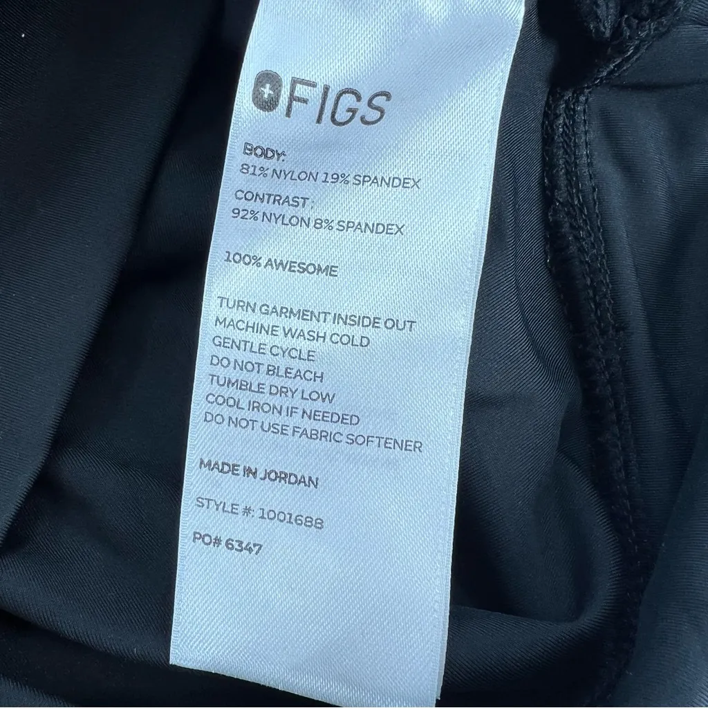 NWT Figs Cornelia FORMx Crewneck scrub Top black sz S - Image 5