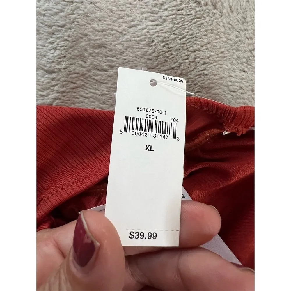 Old Navy Women's Red Twist-Front Textured-Rib Tankini Swim Top XL - Image 6