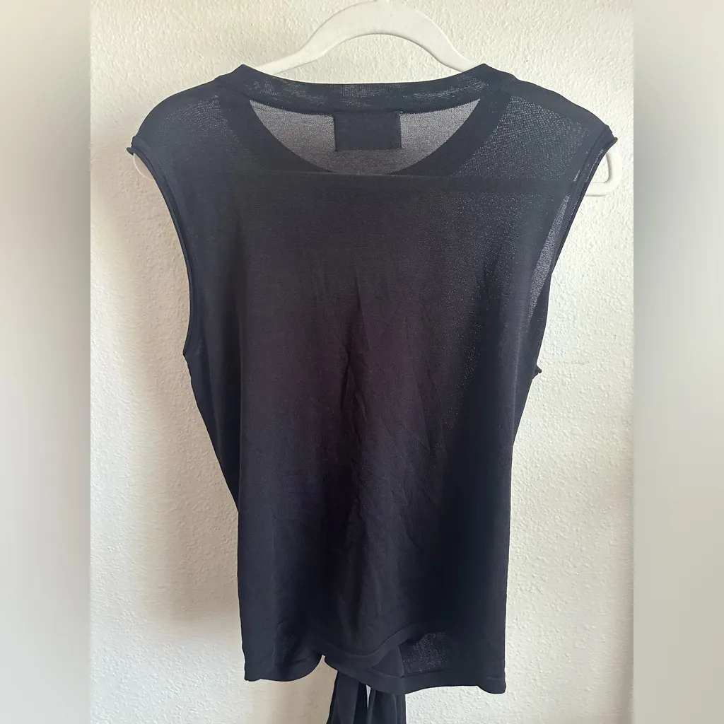 MODERN CITIZEN Black Sleeveless Top with front tie. - Image 6