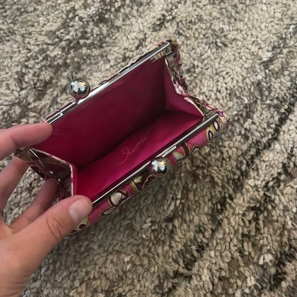 Small Vera Bradley coin purse - Image 2