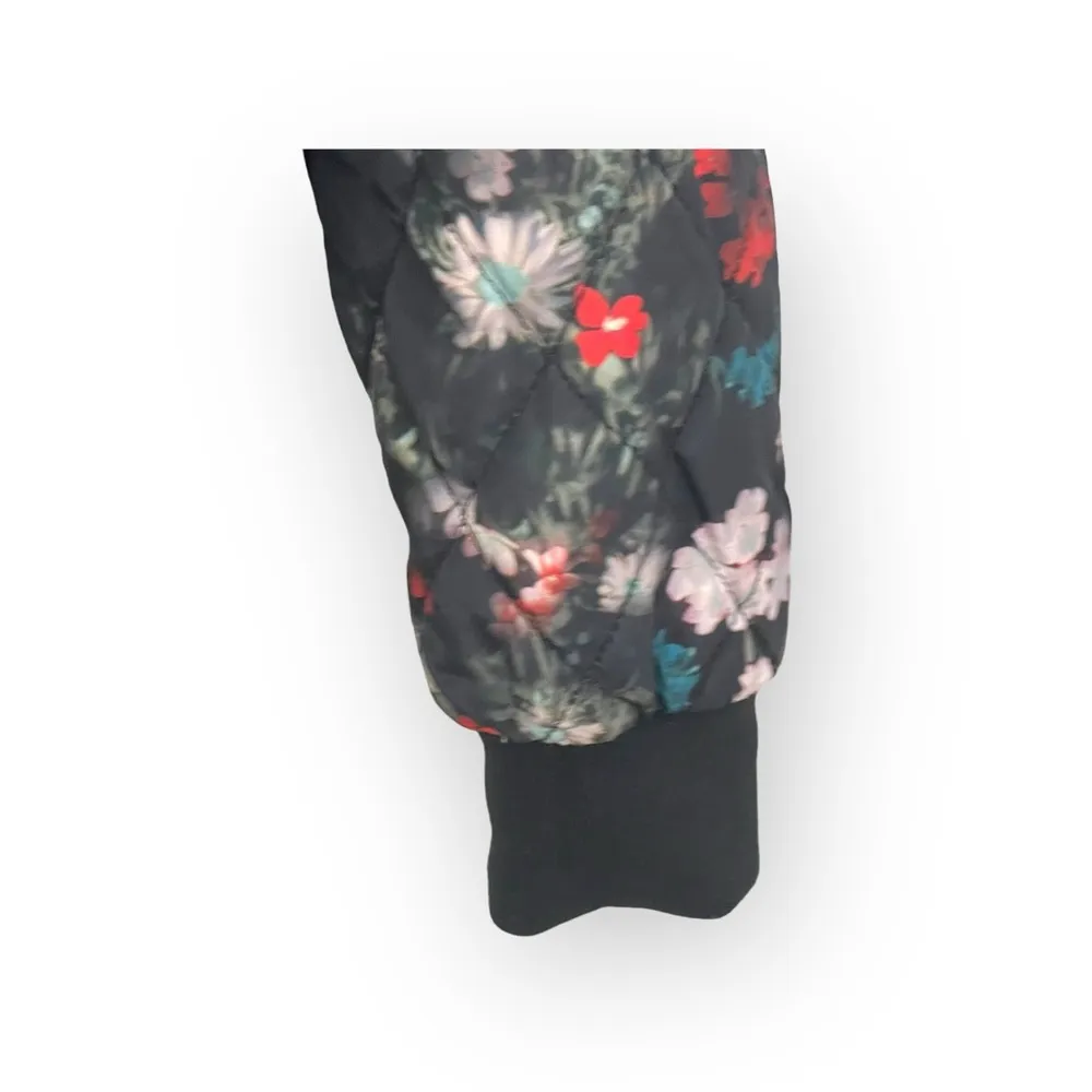 ✈︎ In Flight Floral Print Quilted Bomber Zip Up Jacket ✈︎ Black Small - Image 7