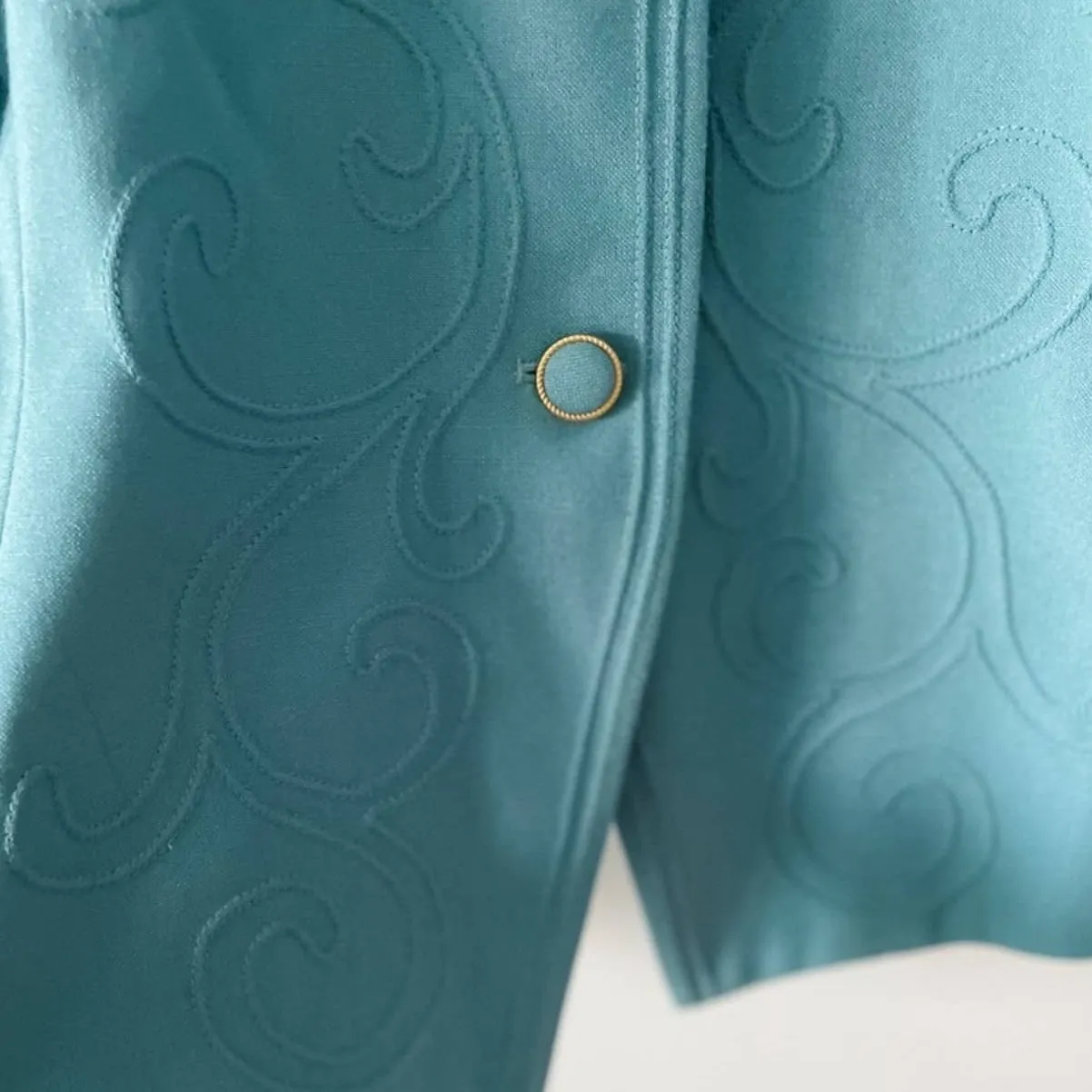 Vintage Retro Feminine Stitched Collarless Blazer Jacket blue gold size 10P MP - Image 5